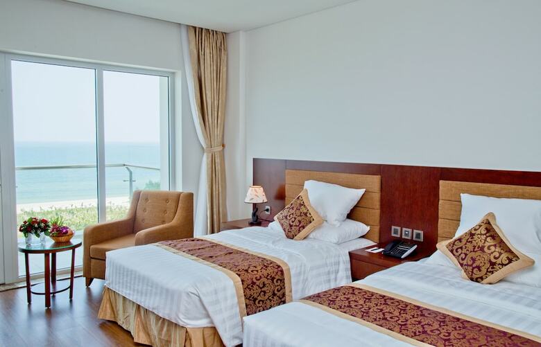 Gold Coast Hotel Resort & Spa