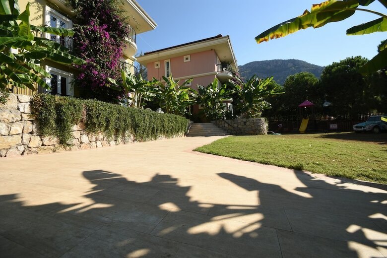 Antas Deluxe Apartments