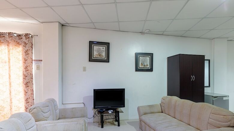 Hotel Marand Highway Resort
