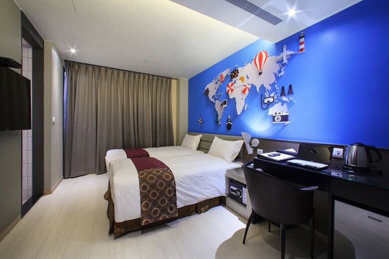 Stay Hotel - Taichung Zhongqing