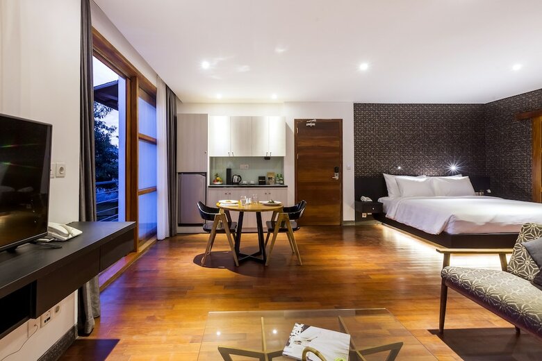 Hotel Imani Suites