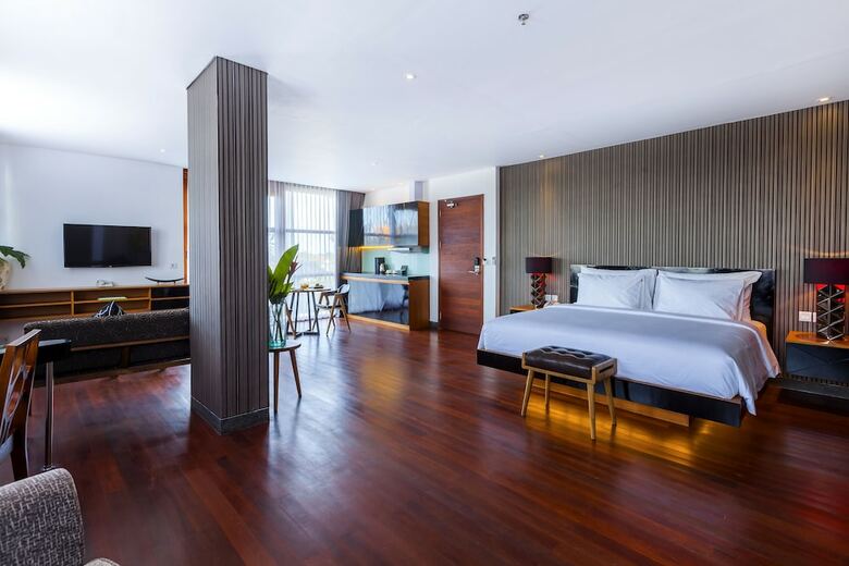 Hotel Imani Suites