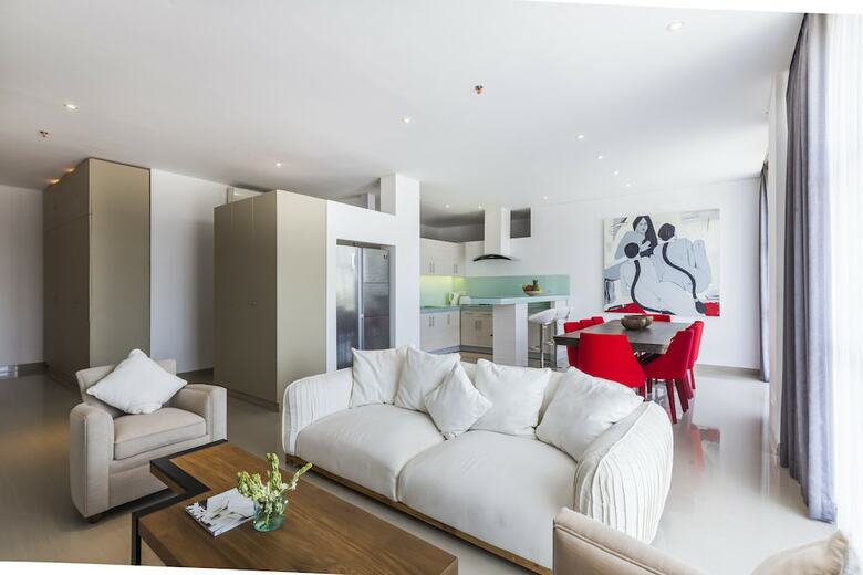 Hotel Imani Suites