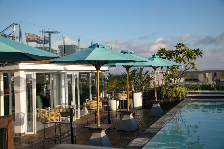 Hotel Imani Suites