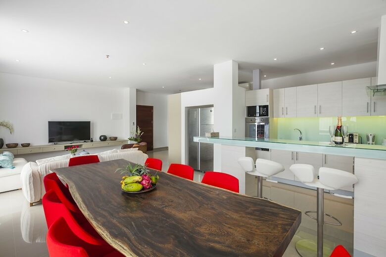 Hotel Imani Suites