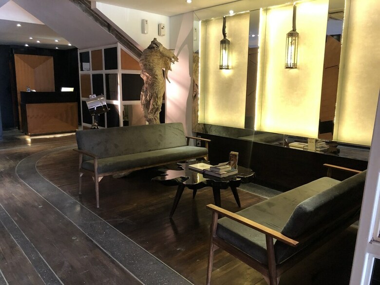Hotel Imani Suites