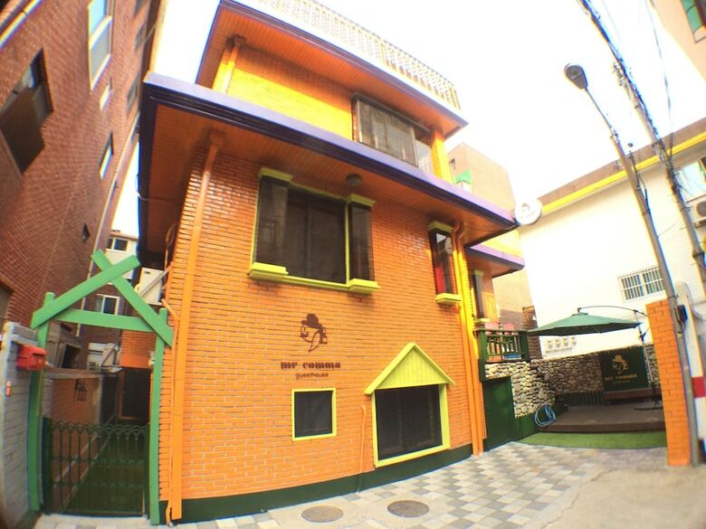 Hostal Mr.comma Guesthouse - Hostel