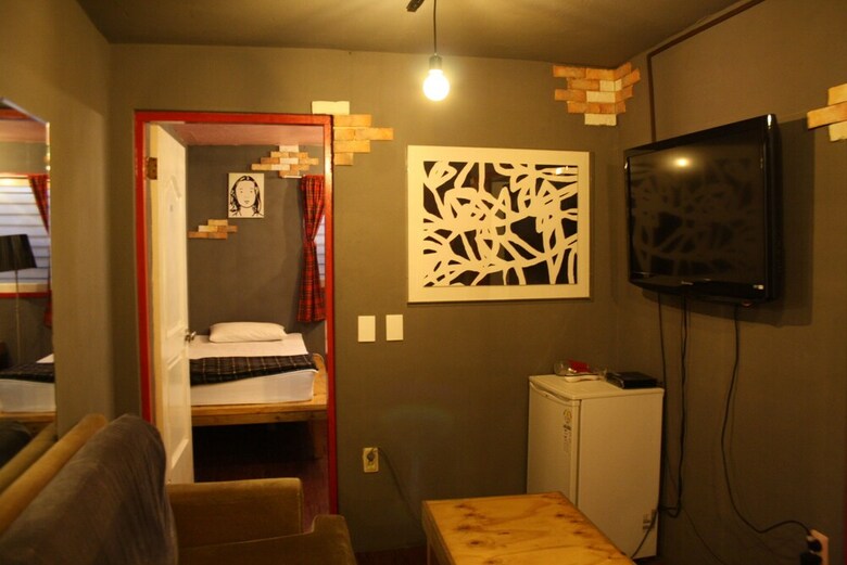 Hostal Mr.comma Guesthouse - Hostel