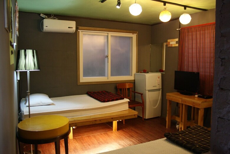 Hostal Mr.comma Guesthouse - Hostel
