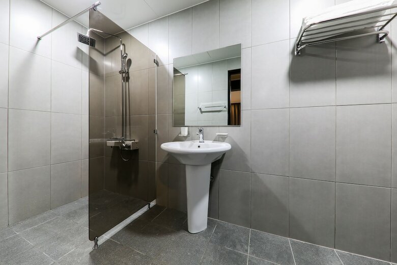 B.cent Hotel