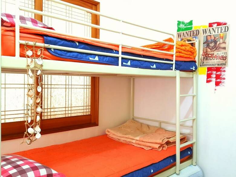 Hostal Captain Jeju Guesthouse - Hostel