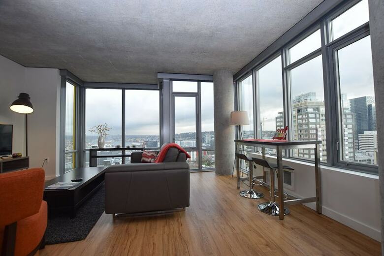 Belltown Corporate Housing Apartments By Luxe Hubs