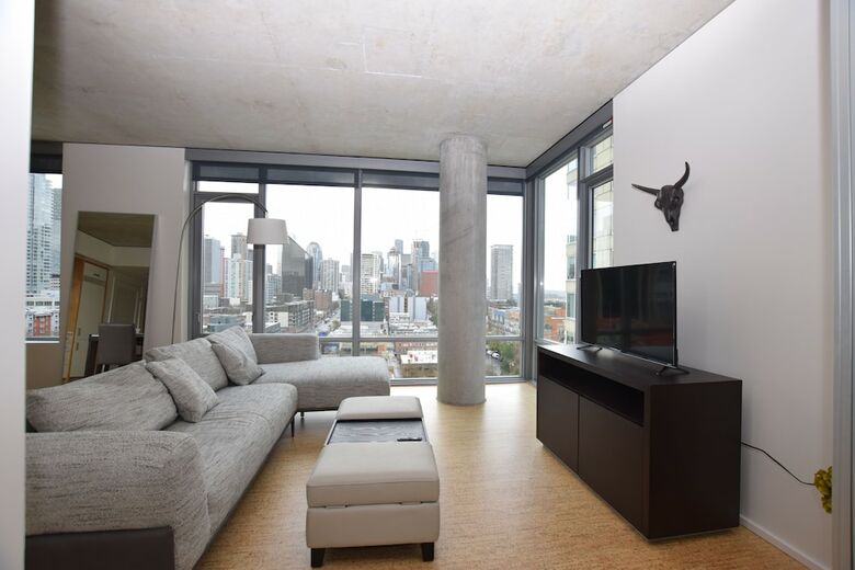Belltown Corporate Housing Apartments By Luxe Hubs