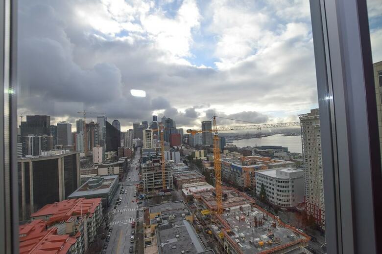 Belltown Corporate Housing Apartments By Luxe Hubs