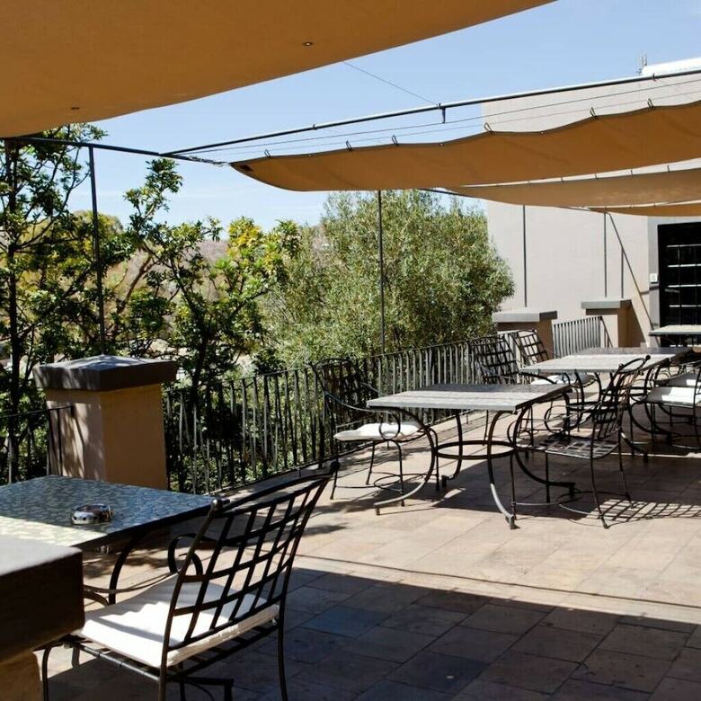 Hotel Olive Grove Guesthouse