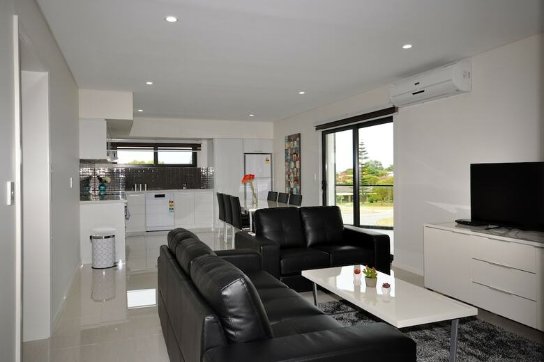 Coastal By Rockingham Apartments