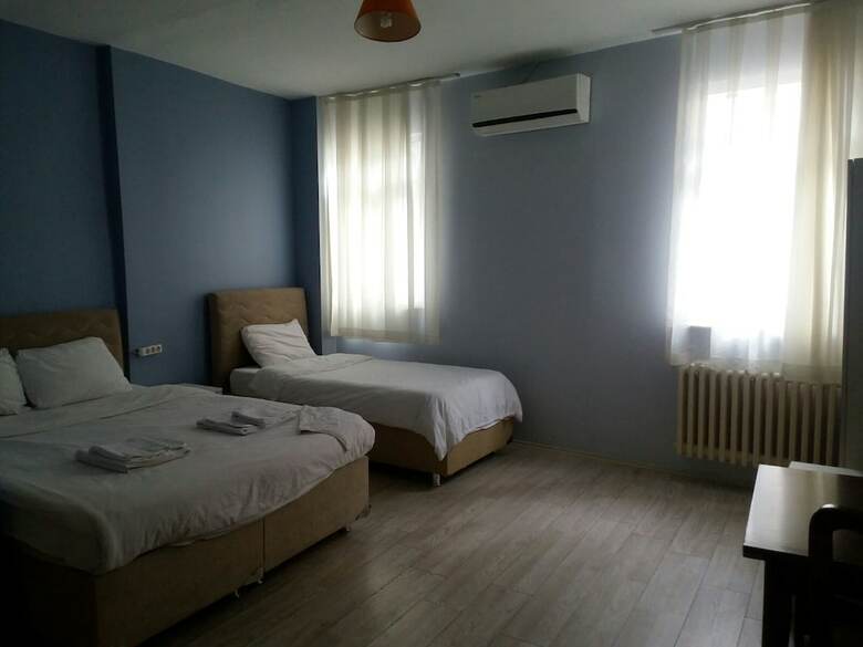 Hostal Puffin Hostel