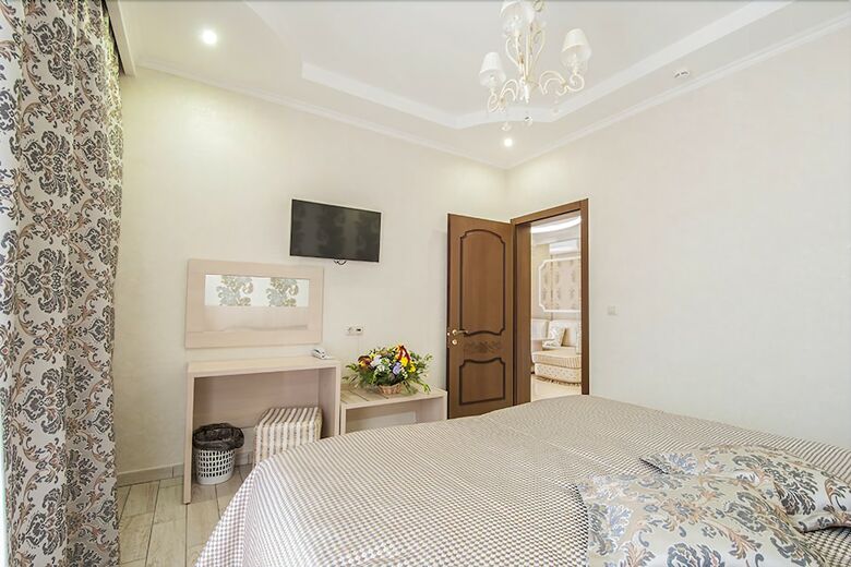 Ahilleon Park Boutique Hotel