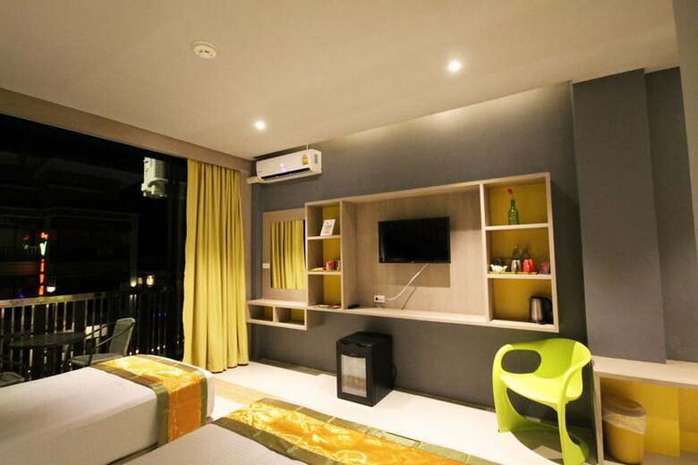 Hotel Rooms Republic