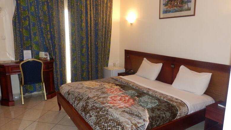 Hotel Vall�e Des Princes H�tel