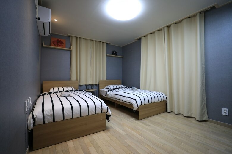 Hotel Red Stone Guest House