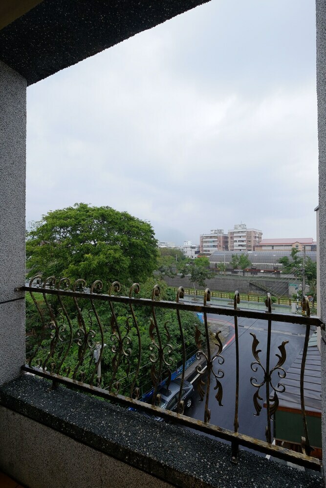 Bed & Breakfast Skyview Guesthouse