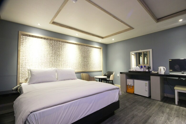 Hotel Qook Motel