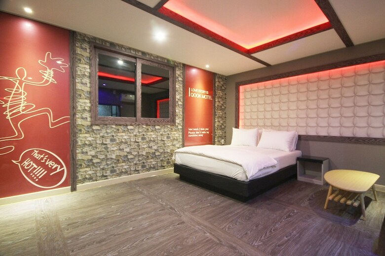 Hotel Qook Motel