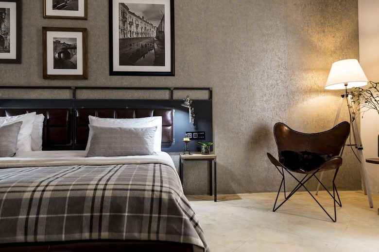 Hotel Ax ? The Saint John