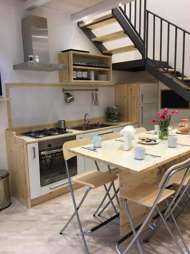 B&B Napoli La Scalinata Di Chiaia