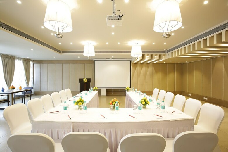 Apartamentos The Baroda Residency