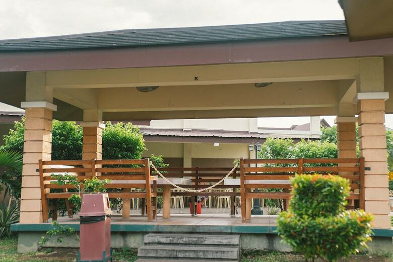 Hotel Cebu Westown Lagoon- South Wing