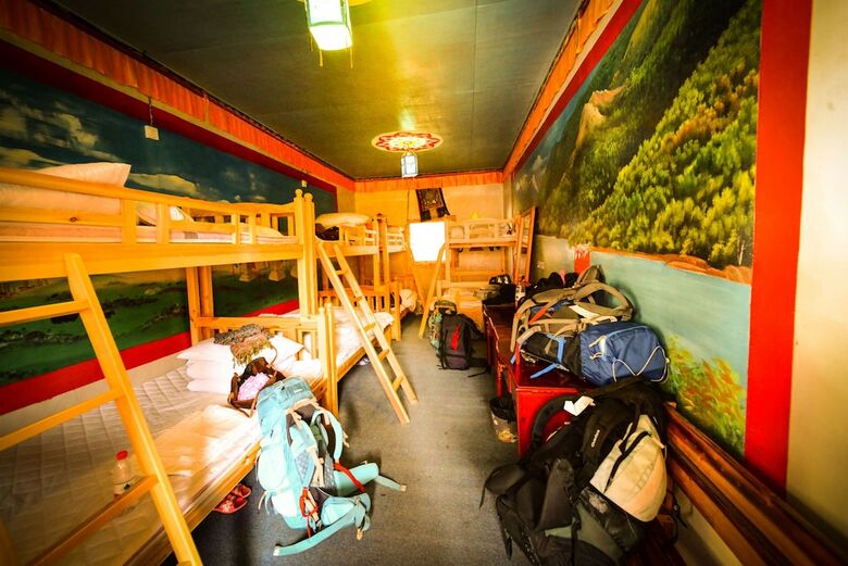 Hostal Ando Tibetan Inn