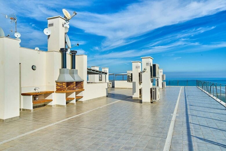 Apartamentos Espanhouse Pinada Beach