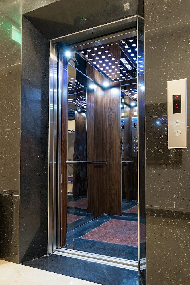 Veevoo Hotel