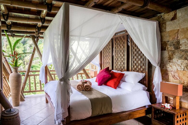 Hotel Alassari Plantation