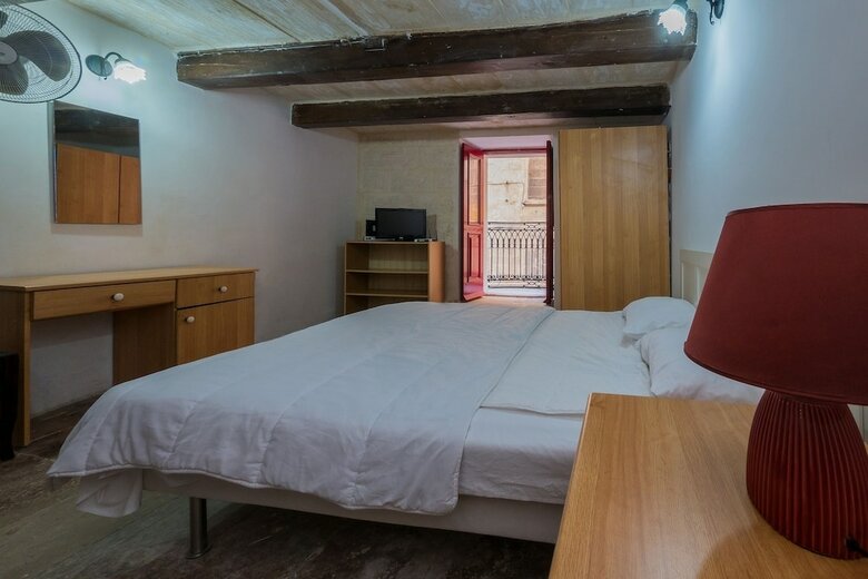 Apartamentos Lucia 182