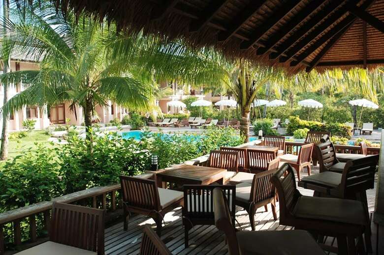 Hotel Andamania Beach Resort