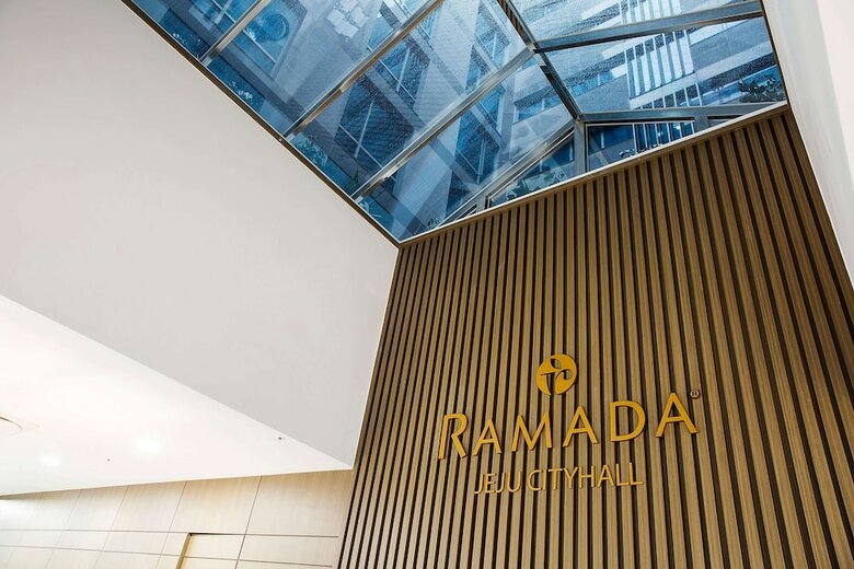 Hotel Ramada Jeju City Hall