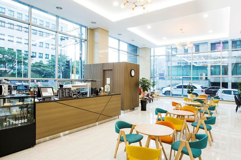 Hotel Ramada Jeju City Hall