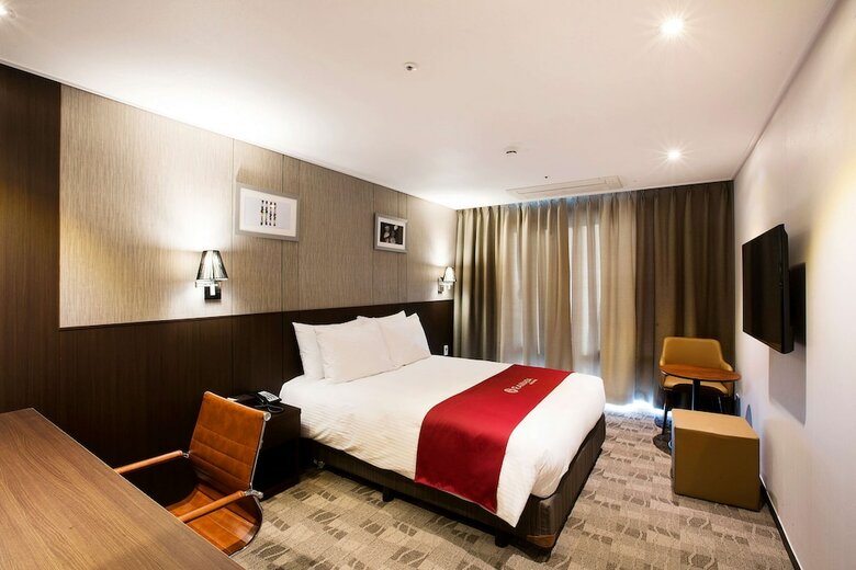 Hotel Ramada Jeju City Hall