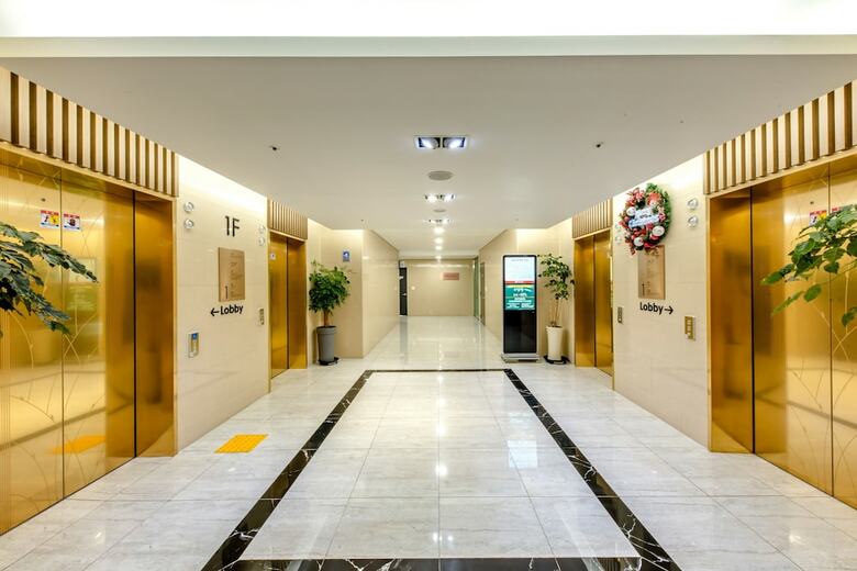 Hotel Ramada Jeju City Hall