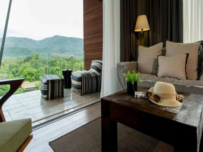 Hotel Atta Lakeside Resort Suite
