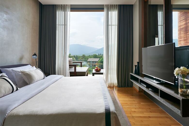 Hotel Atta Lakeside Resort Suite