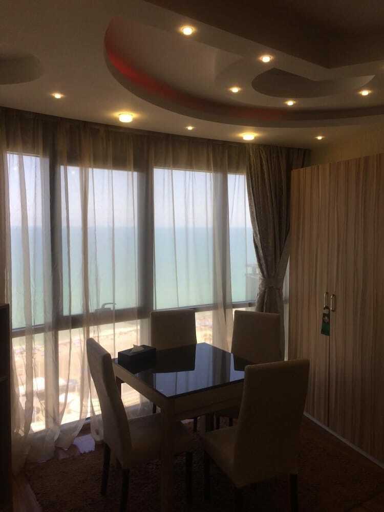 Grand Royal Apart-hotel