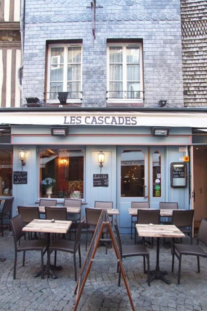 Hotel H�tel Restaurant Les Cascades
