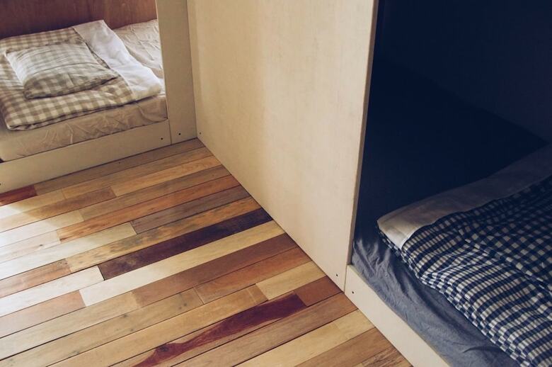 Hostal Altrove House