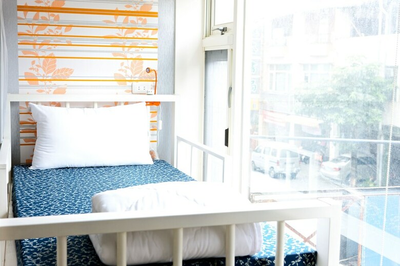 Hostal Happy Island Hostel - Vegetarian Guest Only