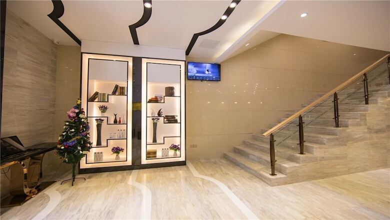 Lavade Hotel Gz Kecun Metro Station Branch