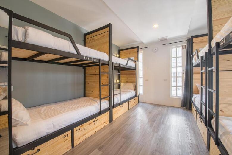 Hostal X9hostel